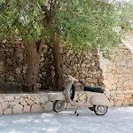 Petra - And Hétvégi ház